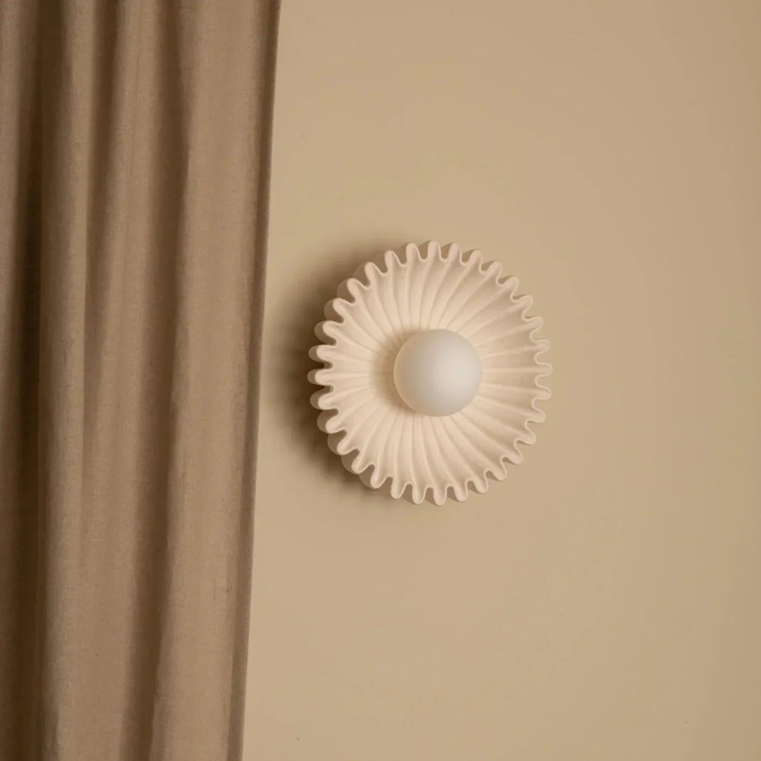 Marenys Modern Ceramic Flower Wall Light | Nordic Wabi-Sabi Sconce