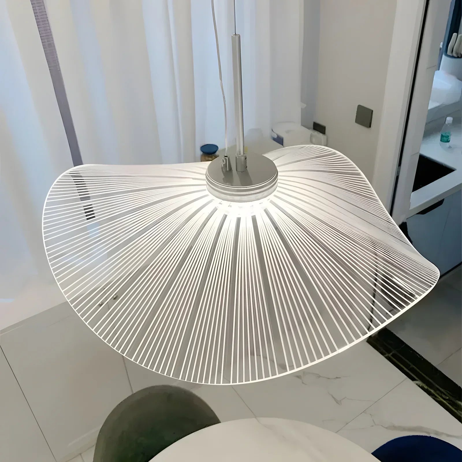 Anwen Nordic Lotus Leaf LED Pendant Light - Modern Acrylic Chandelier